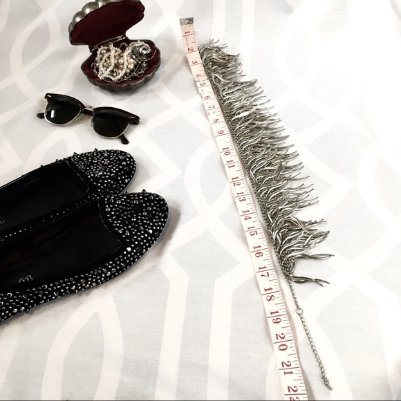 Icicle Bib Necklace - Picture 7 of 7